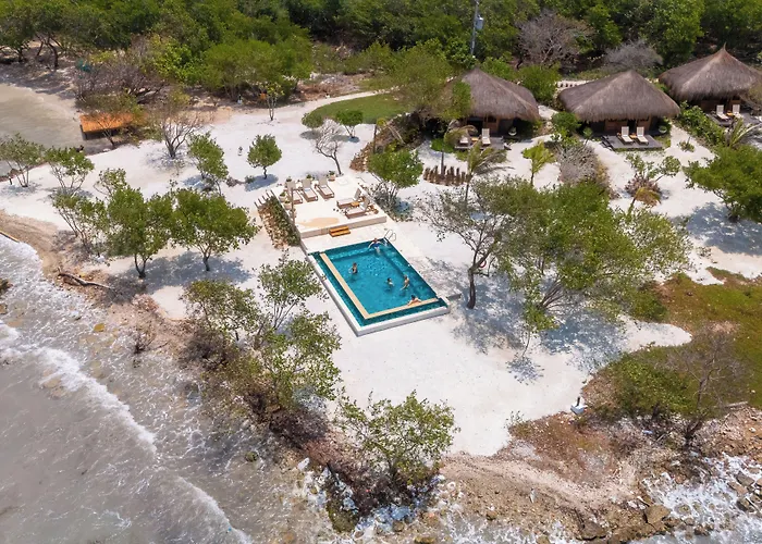 Acasi Rustic Beach